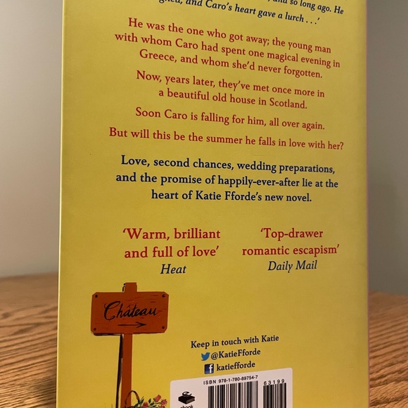A Rose Petal Summer by Katie Fforde - Picture 2 of 4